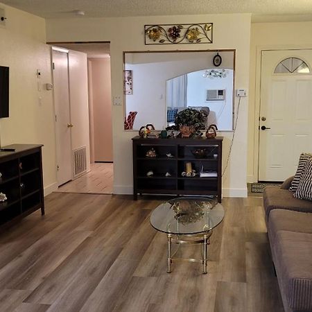 Vacation Home 3.5 Mi To Strip/Dt/Outlt Up To 8 Gst 라스베이거스 외부 사진