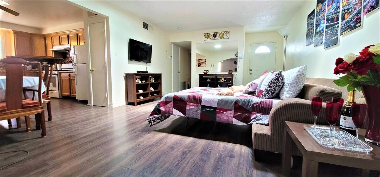 Vacation Home 3.5 Mi To Strip/Dt/Outlt Up To 8 Gst 라스베이거스 외부 사진