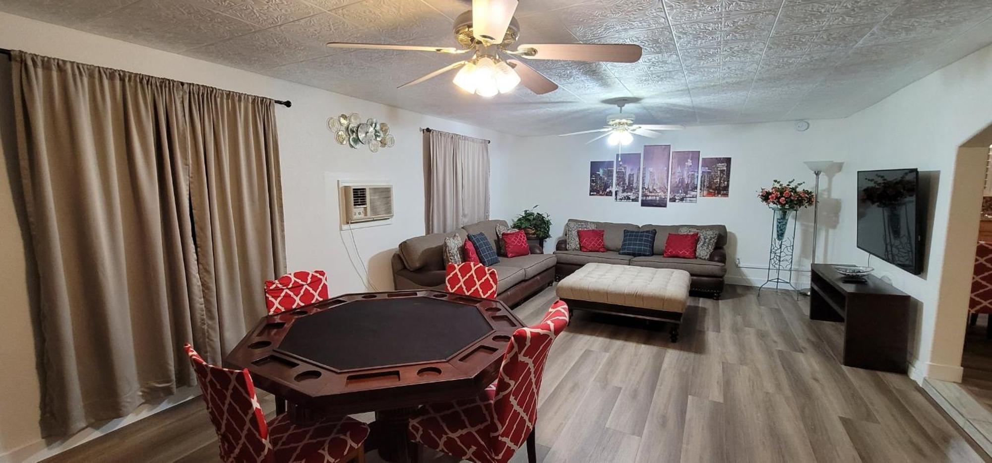 Vacation Home 3.5 Mi To Strip/Dt/Outlt Up To 8 Gst 라스베이거스 외부 사진